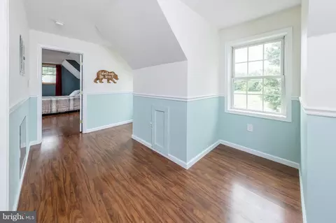 Entry Way - 48 Democrat Rd, Mickleton, NJ 08056 photo 4 of 4