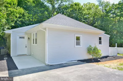 1236 Royal Ave, Franklinville, NJ 08322
