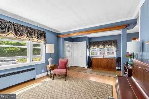 Entry Way - 118 Pitman Ave, Pitman, NJ 08071 photo 2 of 2