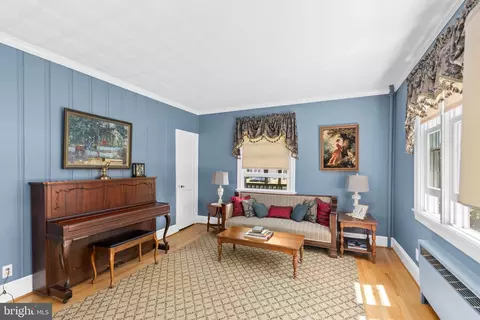 Living - 118 Pitman Ave, Pitman, NJ 08071 photo 1 of 2