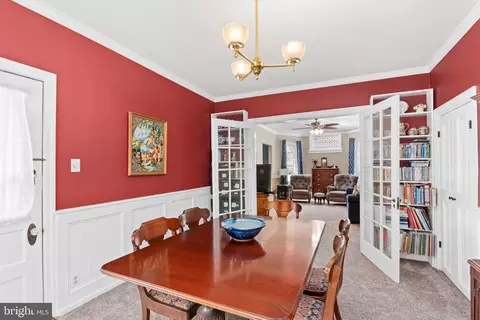 Dining - 118 Pitman Ave, Pitman, NJ 08071 photo 2 of 2