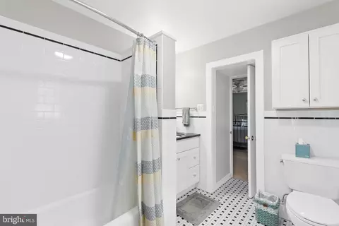 Bath - 118 Pitman Ave, Pitman, NJ 08071 photo 2 of 3