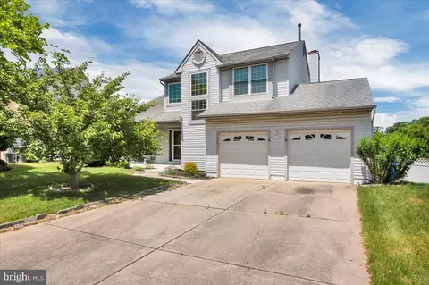 111 Orchard Ln, Glassboro, NJ 08028