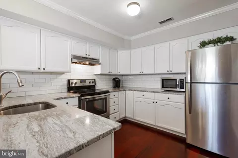 11 Harvest, West Deptford, NJ 08086