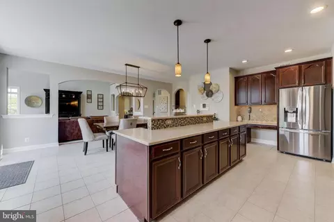 Kitchen - 811 Castleton Dr, Mickleton, NJ 08056 photo 4 of 4