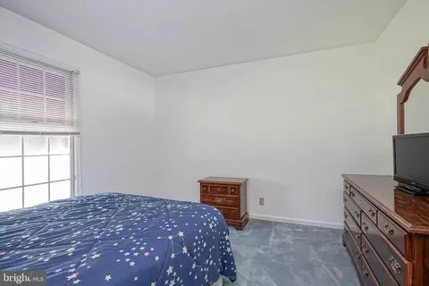 Bedroom - 509 Sharp Dr, Mickleton, NJ 08056 photo 6 of 7