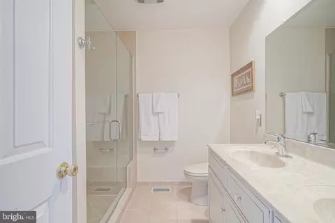 Bath - 509 Sharp Dr, Mickleton, NJ 08056 photo 3 of 7