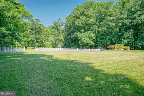 Exterior - 509 Sharp Dr, Mickleton, NJ 08056 photo 7 of 13
