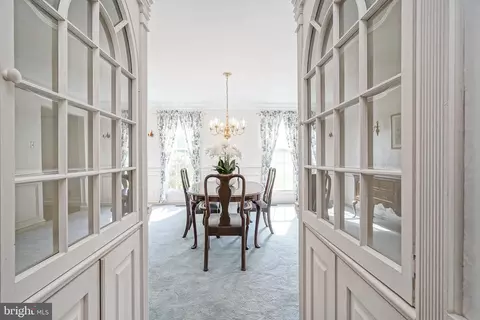 Entry Way - 509 Sharp Dr, Mickleton, NJ 08056 photo 2 of 3