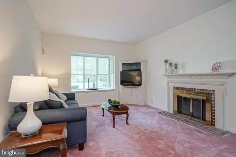 Living - 509 Sharp Dr, Mickleton, NJ 08056 photo 2 of 6