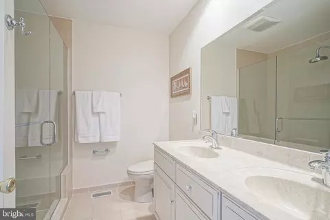 Bath - 509 Sharp Dr, Mickleton, NJ 08056 photo 2 of 7