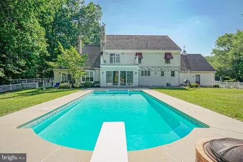 Exterior - 509 Sharp Dr, Mickleton, NJ 08056 photo 12 of 13