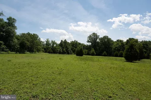 59 Ogden Rd, Swedesboro, NJ 08085
