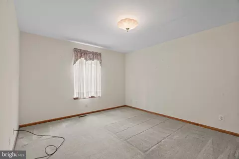 Bedroom - 400 Village Ct, Mickleton, NJ 08056 photo 2 of 6