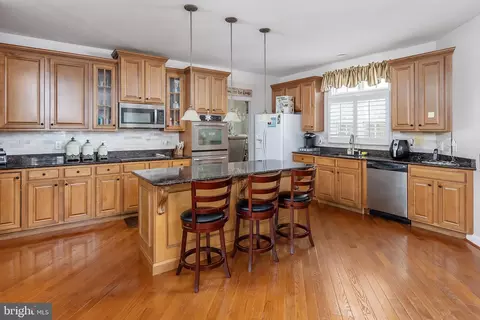 Kitchen - 8 Curtmantle Rd, Mickleton, NJ 08056 photo 2 of 2