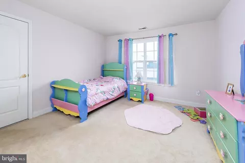 Bedroom - 8 Curtmantle Rd, Mickleton, NJ 08056 photo 3 of 4