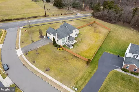 View/Area - 8 Curtmantle Rd, Mickleton, NJ 08056 photo 3 of 7