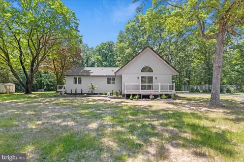 2237 N Blue Bell Rd, Newfield, NJ 08344