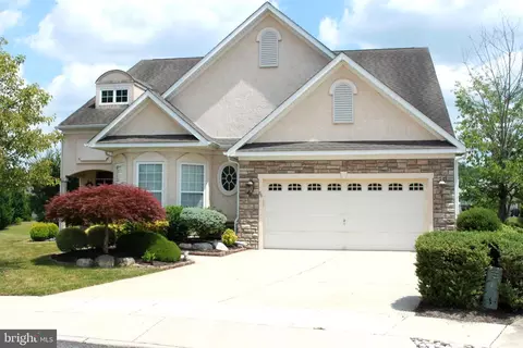 86 Snapdragon Ct, Sewell, NJ 08080