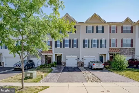 146 Bantry St, Swedesboro, NJ 08085