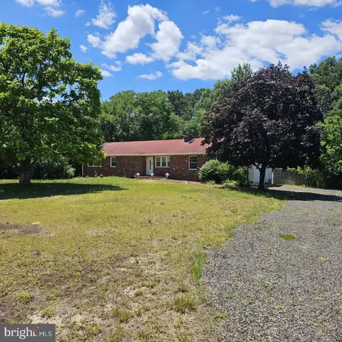 671 Jackson Ave, Franklinville, NJ 08322