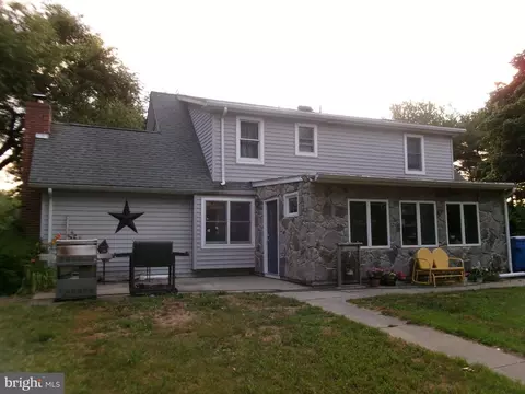 835 Hardingville Rd, Monroeville, NJ 08343