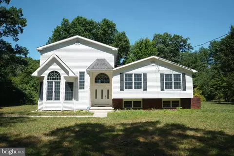991 E Malaga Rd, Williamstown, NJ 08094