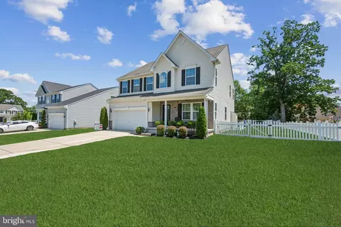 12 Violet Ct, Woodbury, NJ 08096