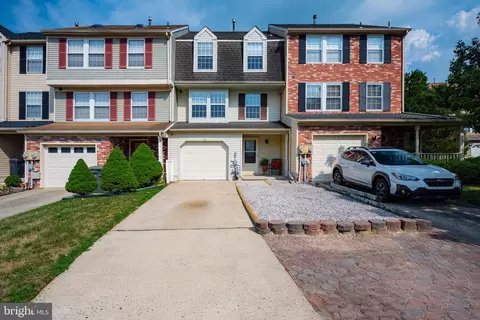 28 Andrew Ct, Glassboro, NJ 08028