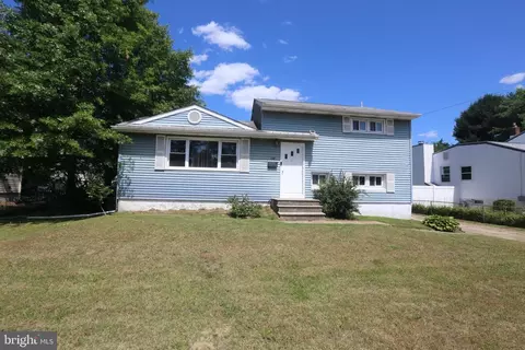 110 Somerset Rd, Glassboro, NJ 08028