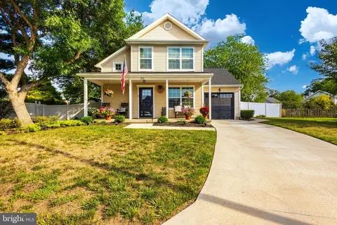 26 Fox Ln, Swedesboro, NJ 08085