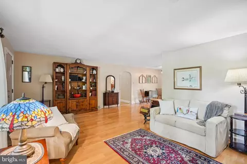Living - 210 Lakeside Ave, Pitman, NJ 08071 photo 1 of 2