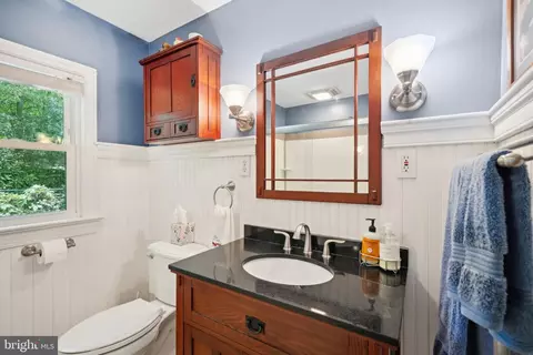Bath - 210 Lakeside Ave, Pitman, NJ 08071 photo 4 of 6
