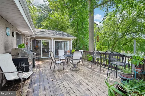 Exterior - 210 Lakeside Ave, Pitman, NJ 08071 photo 10 of 16