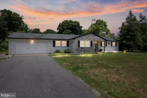 522 Egg Harbor Rd, Sewell, NJ 08080