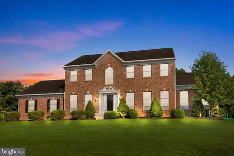 13 Victoria Dr, Woolwich Township, NJ 08085
