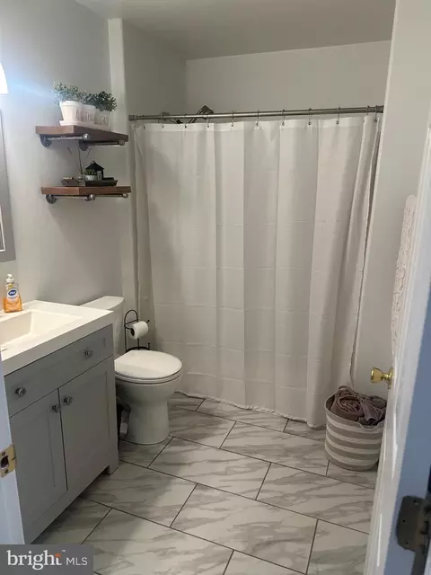 Bath - 24 Simpson Ave, Pitman, NJ 08071 photo 1 of 3