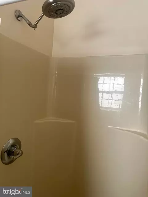 Bath - 24 Simpson Ave, Pitman, NJ 08071 photo 3 of 3