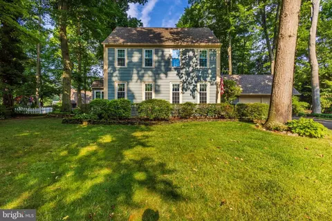 1060 Ollerton Ct, West Deptford, NJ 08096