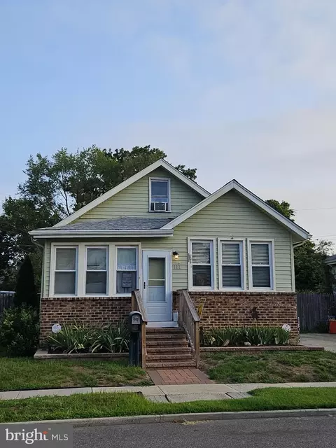 111 Thomson Ave, Paulsboro, NJ 08066