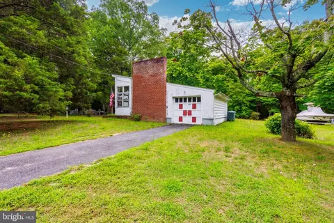 1876 Williamstown Rd, Franklinville, NJ 08322