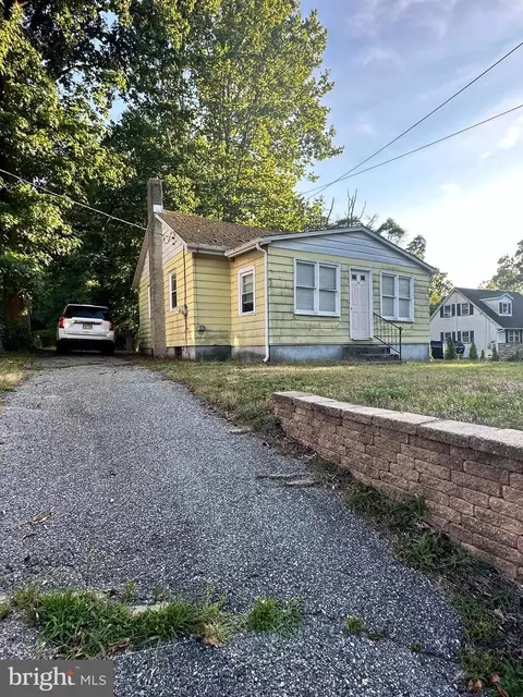 43 Berkley Rd, Mount Royal, NJ 08061