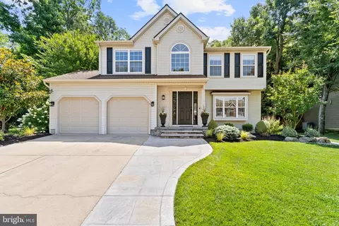 3 Woodcrest Ct, Mantua, NJ 08051