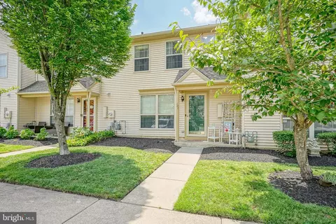 101 Forest Ct, Mantua, NJ 08051