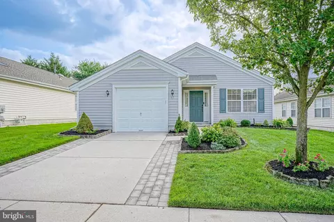 17 Wintergreen Way, Sewell, NJ 08080