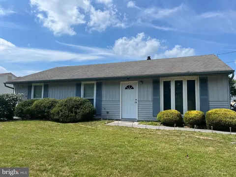 170 Altair Dr, Sewell, NJ 08080