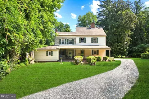 21 Turner St, Mantua, NJ 08051
