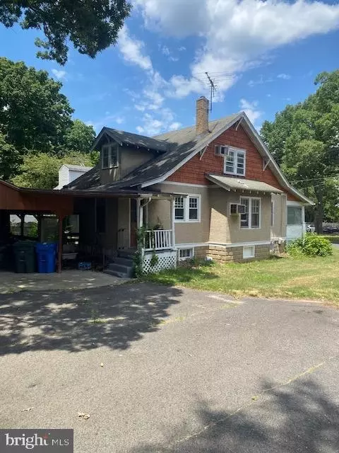 204 Swarthmore Rd, Glassboro, NJ 08028
