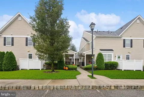 2604 Lexington Mews, Woolwich Township, NJ 08085