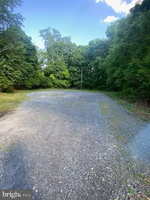 106 Wolf Ave, Glassboro, NJ 08028
